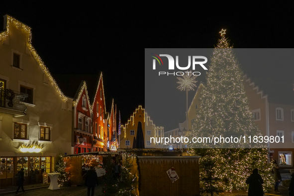 The historic center of Abensberg, Bavaria, Germany, on December 5, 2024, becomes a festive destination during the Christmas season. The trad...