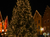 The historic center of Abensberg, Bavaria, Germany, on December 5, 2024, becomes a festive destination during the Christmas season. The trad...