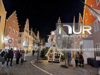 The historic center of Abensberg, Bavaria, Germany, on December 5, 2024, becomes a festive destination during the Christmas season. The trad...