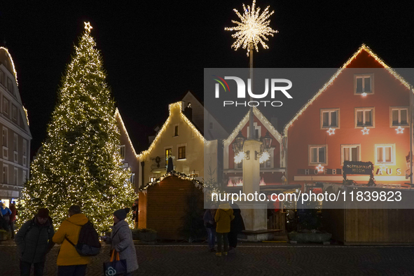 The historic center of Abensberg, Bavaria, Germany, on December 5, 2024, becomes a festive destination during the Christmas season. The trad...