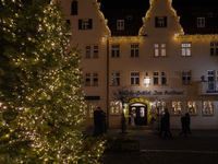 The historic center of Abensberg, Bavaria, Germany, on December 5, 2024, becomes a festive destination during the Christmas season. The trad...