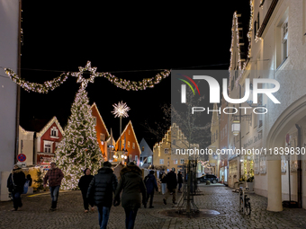 The historic center of Abensberg, Bavaria, Germany, on December 5, 2024, becomes a festive destination during the Christmas season. The trad...