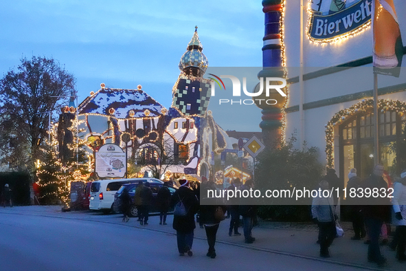 The historic center of Abensberg, Bavaria, Germany, on December 5, 2024, becomes a festive destination during the Christmas season. The trad...