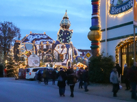 The historic center of Abensberg, Bavaria, Germany, on December 5, 2024, becomes a festive destination during the Christmas season. The trad...