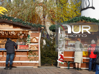 The historic center of Abensberg, Bavaria, Germany, on December 5, 2024, becomes a festive destination during the Christmas season. The trad...