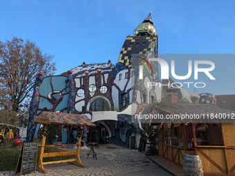 The Christmas Market at KunstHaus Abensberg, Arthouse Abensberg, in the historic center of Abensberg, Bavaria, Germany, on December 5, 2024,...