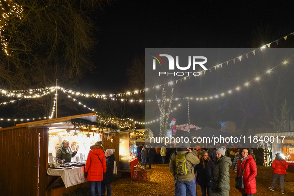 The historic center of Abensberg, Bavaria, Germany, on December 5, 2024, becomes a festive destination during the Christmas season. The trad...