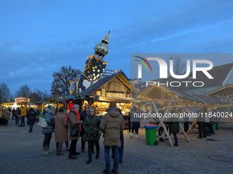 The Christmas Market at KunstHaus Abensberg, Arthouse Abensberg, in the historic center of Abensberg, Bavaria, Germany, on December 5, 2024,...