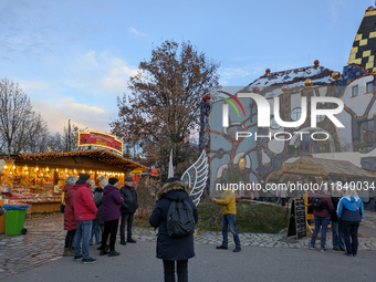 The Christmas Market at KunstHaus Abensberg, Arthouse Abensberg, in the historic center of Abensberg, Bavaria, Germany, on December 5, 2024,...