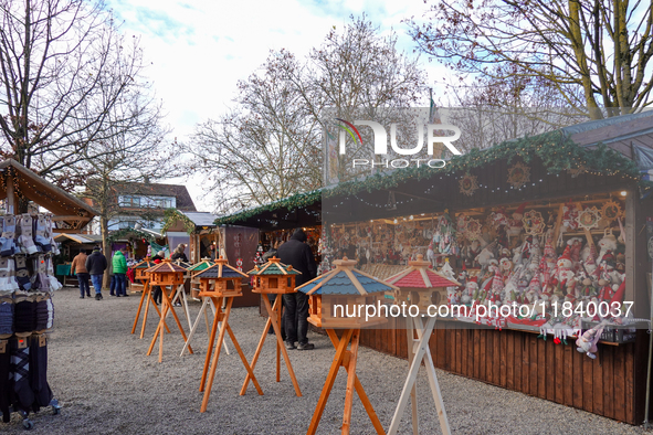 The historic center of Abensberg, Bavaria, Germany, on December 5, 2024, becomes a festive destination during the Christmas season. The trad...