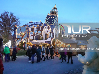 The Christmas Market at KunstHaus Abensberg, Arthouse Abensberg, in the historic center of Abensberg, Bavaria, Germany, on December 5, 2024,...