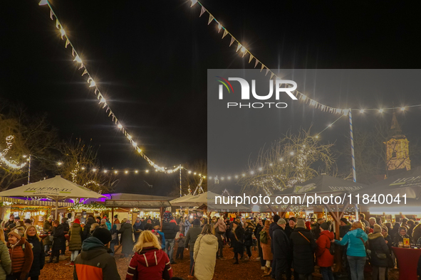 The historic center of Abensberg, Bavaria, Germany, on December 5, 2024, becomes a festive destination during the Christmas season. The trad...