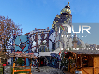 The Christmas Market at KunstHaus Abensberg, Arthouse Abensberg, in the historic center of Abensberg, Bavaria, Germany, on December 5, 2024,...