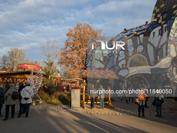 The Christmas Market at KunstHaus Abensberg, Arthouse Abensberg, in the historic center of Abensberg, Bavaria, Germany, on December 5, 2024,...