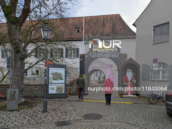 The historic center of Abensberg, Bavaria, Germany, on December 5, 2024, becomes a festive destination during the Christmas season. The trad...