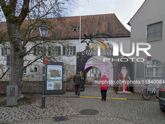 The historic center of Abensberg, Bavaria, Germany, on December 5, 2024, becomes a festive destination during the Christmas season. The trad...