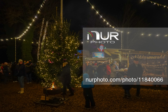 The historic center of Abensberg, Bavaria, Germany, on December 5, 2024, becomes a festive destination during the Christmas season. The trad...