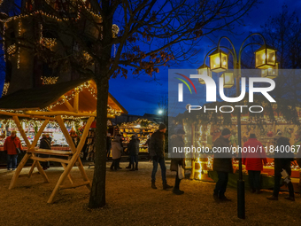 The historic center of Abensberg, Bavaria, Germany, on December 5, 2024, becomes a festive destination during the Christmas season. The trad...