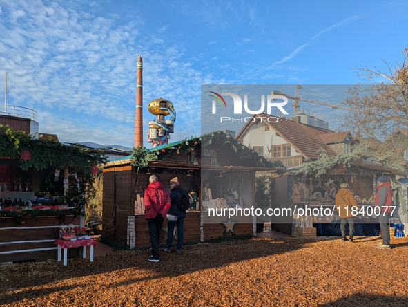 The historic center of Abensberg, Bavaria, Germany, on December 5, 2024, becomes a festive destination during the Christmas season. The trad...