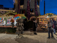 The historic center of Abensberg, Bavaria, Germany, on December 5, 2024, becomes a festive destination during the Christmas season. The trad...