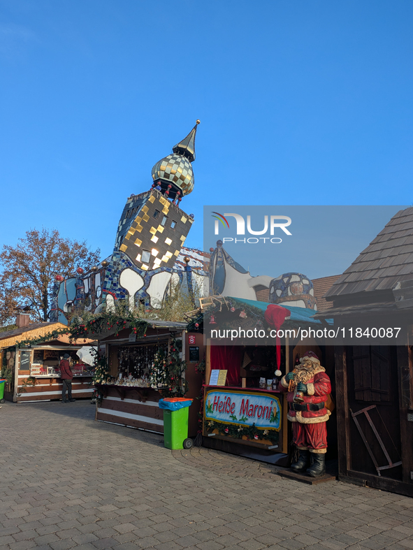 The Christmas Market at KunstHaus Abensberg, Arthouse Abensberg, in the historic center of Abensberg, Bavaria, Germany, on December 5, 2024,...