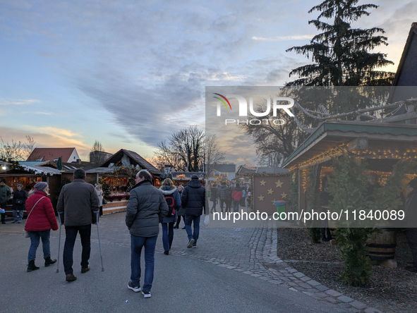 The historic center of Abensberg, Bavaria, Germany, on December 5, 2024, becomes a festive destination during the Christmas season. The trad...