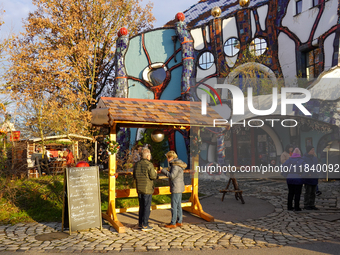 The Christmas Market at KunstHaus Abensberg, Arthouse Abensberg, in the historic center of Abensberg, Bavaria, Germany, on December 5, 2024,...