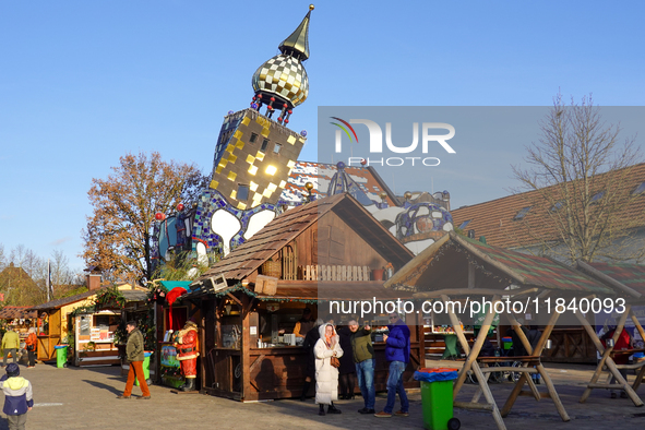 The Christmas Market at KunstHaus Abensberg, Arthouse Abensberg, in the historic center of Abensberg, Bavaria, Germany, on December 5, 2024,...