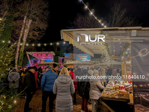 The historic center of Abensberg, Bavaria, Germany, on December 5, 2024, becomes a festive destination during the Christmas season. The trad...