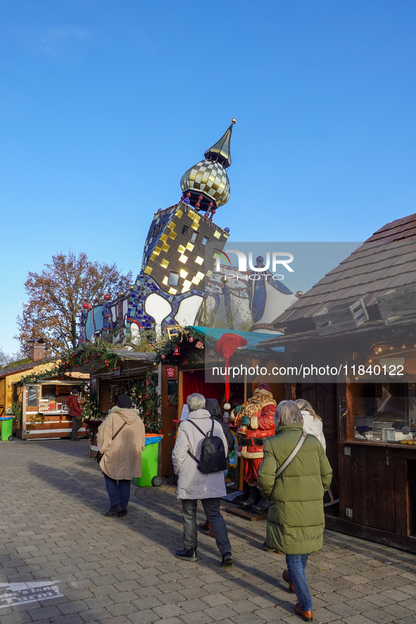 The Christmas Market at KunstHaus Abensberg, Arthouse Abensberg, in the historic center of Abensberg, Bavaria, Germany, on December 5, 2024,...