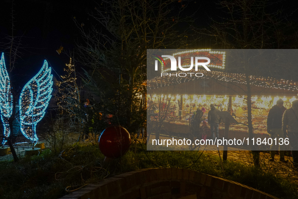 The historic center of Abensberg, Bavaria, Germany, on December 5, 2024, becomes a festive destination during the Christmas season. The trad...