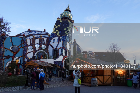 The Christmas Market at KunstHaus Abensberg, Arthouse Abensberg, in the historic center of Abensberg, Bavaria, Germany, on December 5, 2024,...