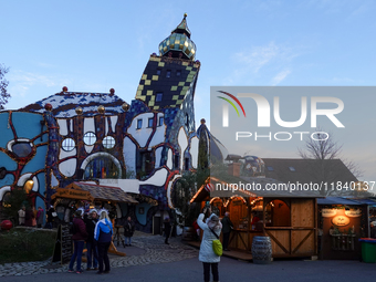 The Christmas Market at KunstHaus Abensberg, Arthouse Abensberg, in the historic center of Abensberg, Bavaria, Germany, on December 5, 2024,...