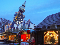 The Christmas Market at KunstHaus Abensberg, Arthouse Abensberg, in the historic center of Abensberg, Bavaria, Germany, on December 5, 2024,...