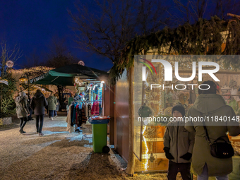 The historic center of Abensberg, Bavaria, Germany, on December 5, 2024, becomes a festive destination during the Christmas season. The trad...