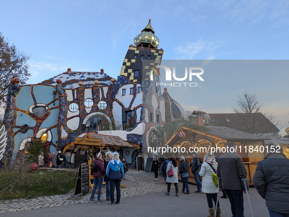 The Christmas Market at KunstHaus Abensberg, Arthouse Abensberg, in the historic center of Abensberg, Bavaria, Germany, on December 5, 2024,...