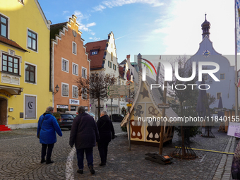 The historic center of Abensberg, Bavaria, Germany, on December 5, 2024, becomes a festive destination during the Christmas season. The trad...