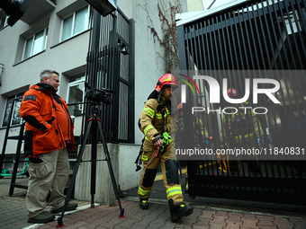 Police, city guards and fire services exercise emergency drills at the US embassy in Warsaw, Poland on 06 December, 2024. Emergency services...