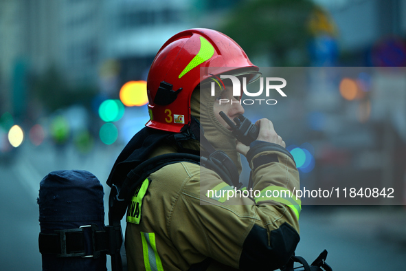 Police, city guards and fire services exercise emergency drills at the US embassy in Warsaw, Poland on 06 December, 2024. Emergency services...