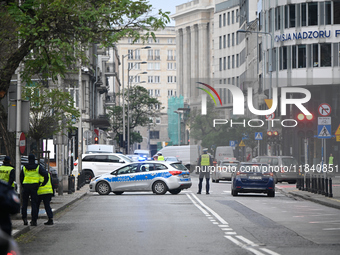 Police, city guards and fire services exercise emergency drills at the US embassy in Warsaw, Poland on 06 December, 2024. Emergency services...