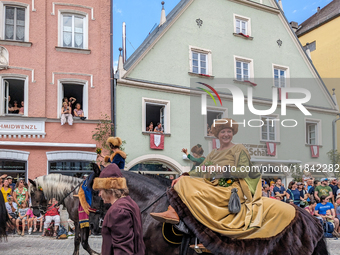 Over 2,000 participants recreate the medieval wedding of Hedwig Jagiellon and George of Bavaria. On July 16, 2023, in Landshut, Bavaria, Ger...