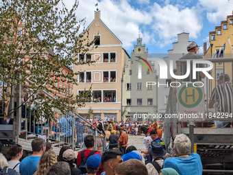 Over 2,000 participants recreate the medieval wedding of Hedwig Jagiellon and George of Bavaria. On July 16, 2023, in Landshut, Bavaria, Ger...