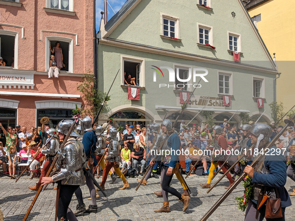 Over 2,000 participants recreate the medieval wedding of Hedwig Jagiellon and George of Bavaria. On July 16, 2023, in Landshut, Bavaria, Ger...