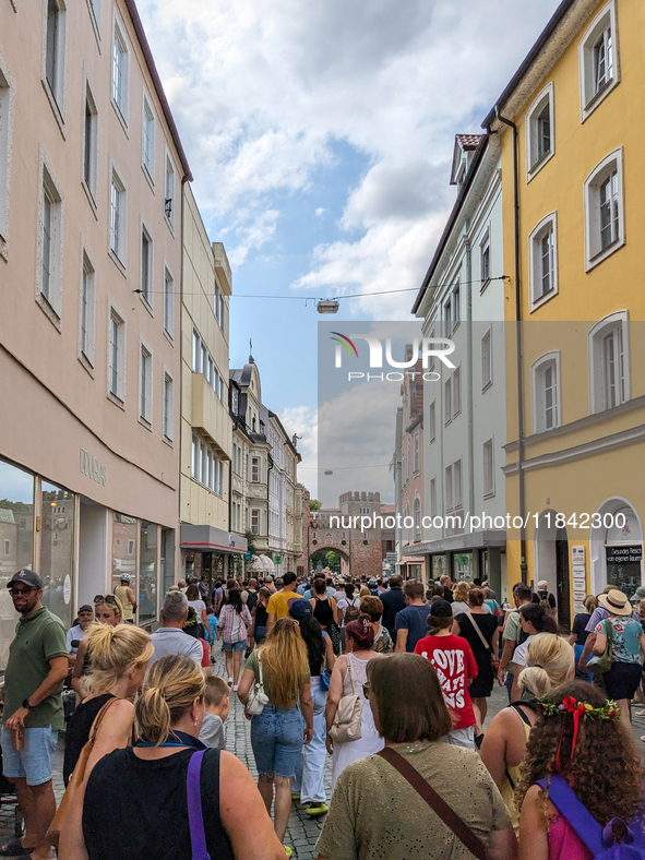 Over 2,000 participants recreate the medieval wedding of Hedwig Jagiellon and George of Bavaria. On July 16, 2023, in Landshut, Bavaria, Ger...