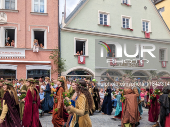 Over 2,000 participants recreate the medieval wedding of Hedwig Jagiellon and George of Bavaria. On July 16, 2023, in Landshut, Bavaria, Ger...