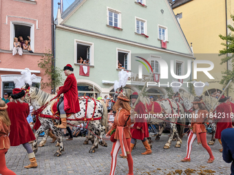 Over 2,000 participants recreate the medieval wedding of Hedwig Jagiellon and George of Bavaria. On July 16, 2023, in Landshut, Bavaria, Ger...