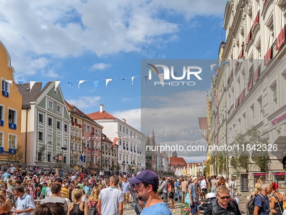 Over 2,000 participants recreate the medieval wedding of Hedwig Jagiellon and George of Bavaria. On July 16, 2023, in Landshut, Bavaria, Ger...