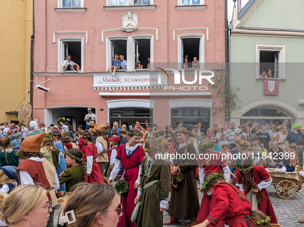 Over 2,000 participants recreate the medieval wedding of Hedwig Jagiellon and George of Bavaria. On July 16, 2023, in Landshut, Bavaria, Ger...