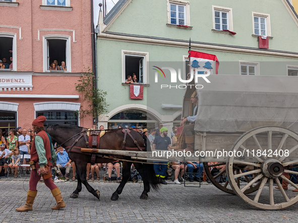 Over 2,000 participants recreate the medieval wedding of Hedwig Jagiellon and George of Bavaria. On July 16, 2023, in Landshut, Bavaria, Ger...