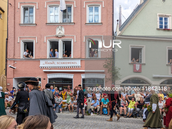 Over 2,000 participants recreate the medieval wedding of Hedwig Jagiellon and George of Bavaria. On July 16, 2023, in Landshut, Bavaria, Ger...